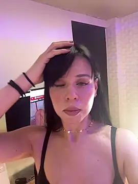MadameDesade online show from 05-26-26, 08:51