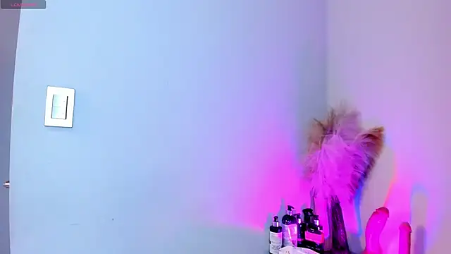 Mia Valentine  online show from 12-15-25, 08:25