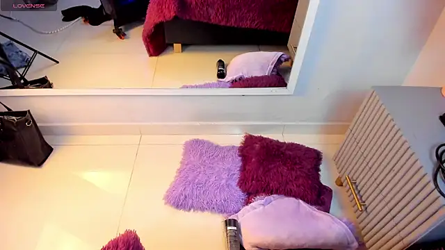 Mia Valentine  online show from 03-06-26, 08:15