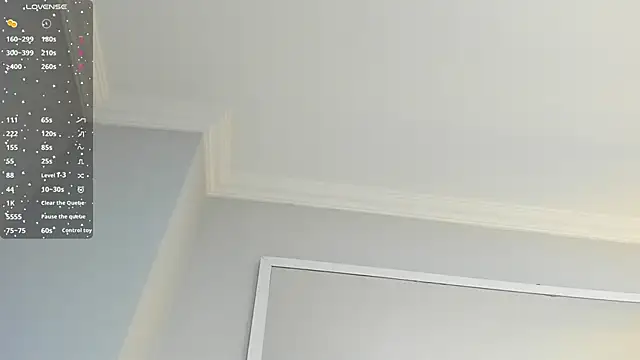 Mia Valentine  online show from 12-17-25, 08:25