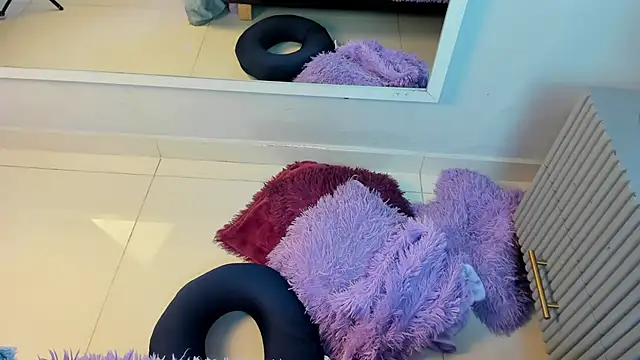 Mia Valentine  online show from 04-14-26, 08:03