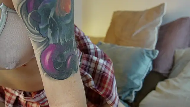 Takopi  online show from 12-02-25, 02:23