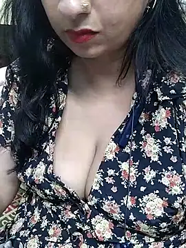 Snapshot of Janvi_-Love chatting on 09-25-25, 05:52 Janvi -Love online show from 09-25-25, 05:52