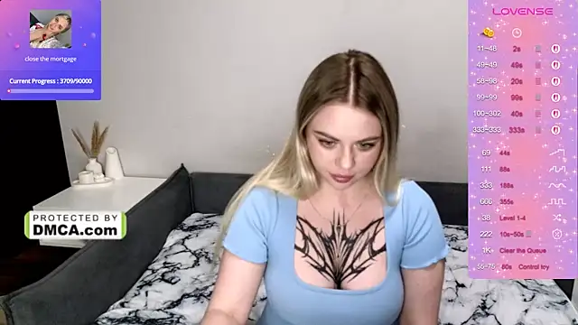 Snapshot of StasySweet chatting on 12-16-25, 05:22 StasySweet online show from 12-16-25, 05:22