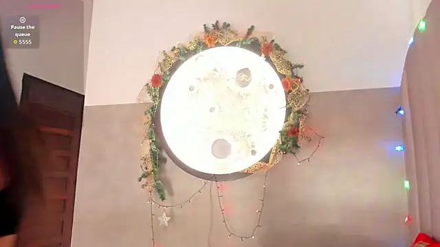 honny 23 online show from 12-22-25, 07:36