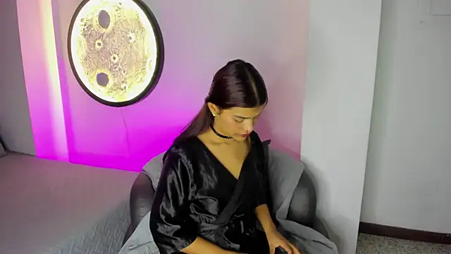 Snapshot of Miaa_Rosse chatting on 09-28-25, 11:39 Miaa Rosse online show from 09-28-25, 11:39