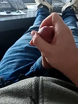 stunning stallion online show from 03-08-26, 08:06