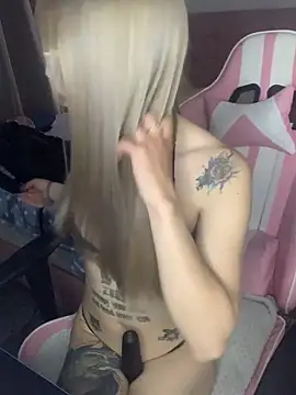 PrettyAshley  online show from 04-23-26, 07:15