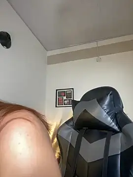 RedVelvet Dream online show from 11-14-25, 08:12