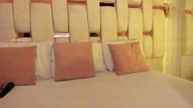 charlotte line online show from 10-15-25, 04:59