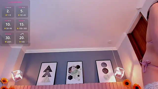 Nina Ford online show from 12-22-25, 03:06