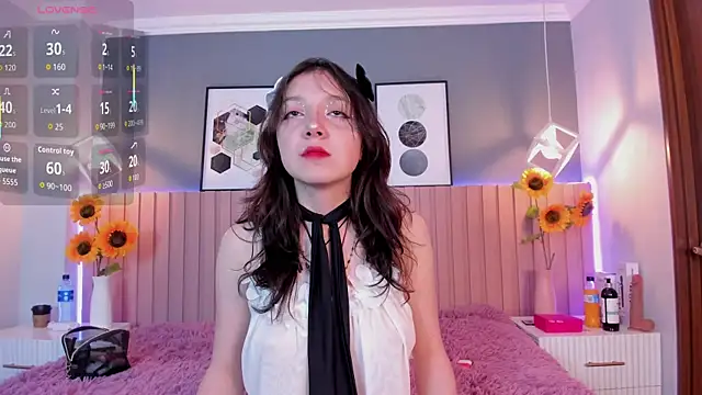 Snapshot of Nina_Ford chatting on 02-24-26, 02:56 Nina Ford online show from 02-24-26, 02:56