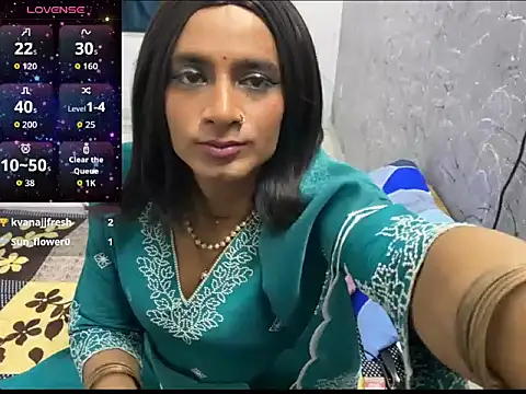 LuvLayla online show from 06-20-26, 11:43