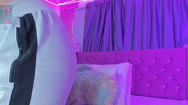 Nayla-Mouna online show from 03-23-26, 07:03