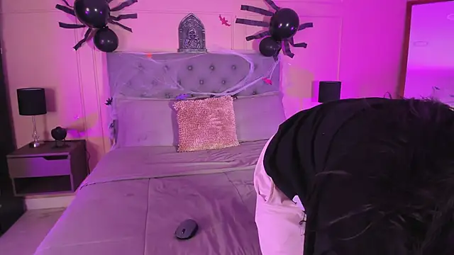 ALICESANDOVAL online show from 11-08-25, 11:36