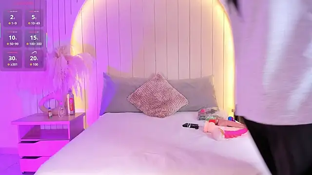 ALICESANDOVAL online show from 04-01-26, 11:33