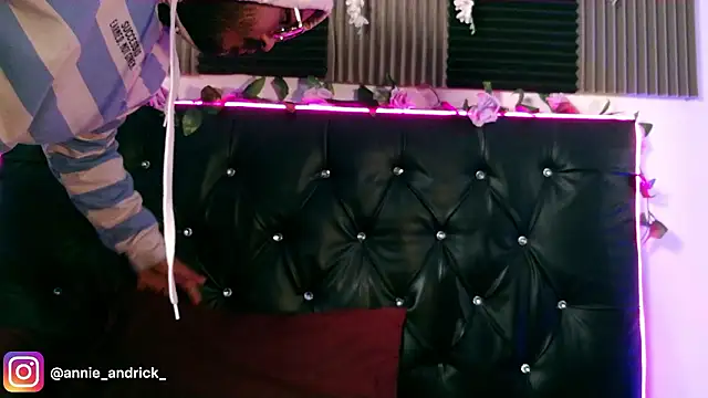  leda swan  online show from 03-20-26, 11:55