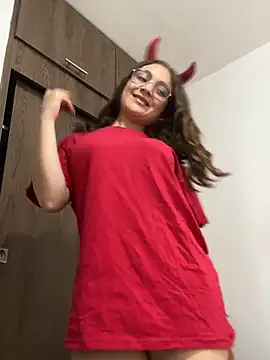 mia evanss26 online show from 10-30-25, 08:50