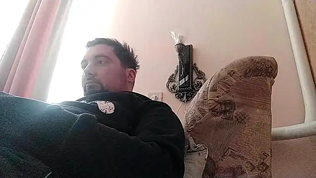 Snapshot of Joseph1Arnold chatting on 02-07-26, 01:41 Joseph1Arnold online show from 02-07-26, 01:41