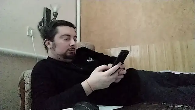 Snapshot of Joseph1Arnold chatting on 01-07-26, 02:11 Joseph1Arnold online show from 01-07-26, 02:11