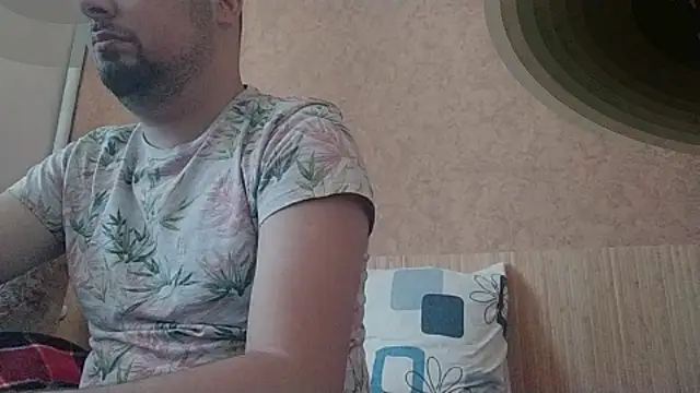 Snapshot of Joseph1Arnold chatting on 09-21-25, 11:48 Joseph1Arnold online show from 09-21-25, 11:48