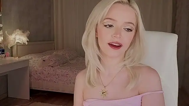 I am joss online show from 03-09-26, 03:26