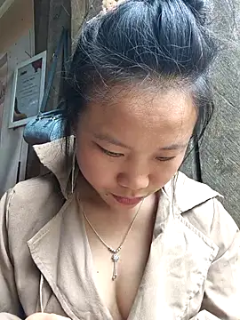 liu-liusexy online show from 05-10-26, 01:20
