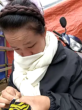 liu-liusexy online show from 12-05-25, 02:43