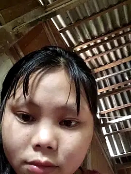 Snapshot of omiu-baby chatting on 05-19-26, 01:56 omiu-baby online show from 05-19-26, 01:56
