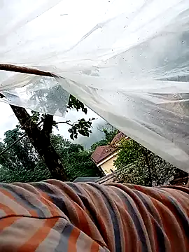 omiu-baby online show from 10-07-25, 12:33