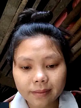 Snapshot of omiu-baby chatting on 05-05-26, 12:02 omiu-baby online show from 05-05-26, 12:02