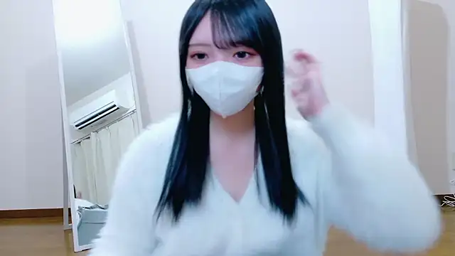 Snapshot of Riria-riri chatting on 10-24-25, 07:07 Riria-riri online show from 10-24-25, 07:07