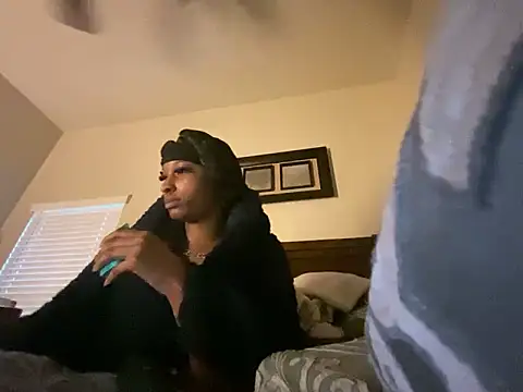 Brooke012 online show from 04-15-26, 07:29