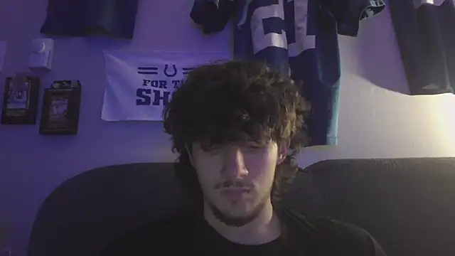 Snapshot of conradical18 chatting on 10-15-25, 06:54 conradical18 online show from 10-15-25, 06:54