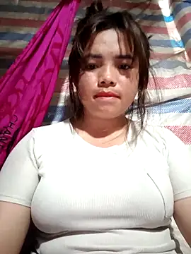 Snapshot of AnHa19 chatting on 09-28-25, 10:22 AnHa19 online show from 09-28-25, 10:22