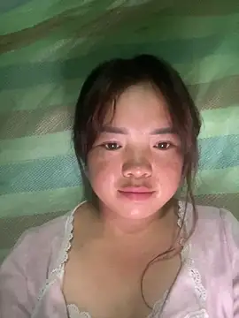 Snapshot of AnHa19 chatting on 07-18-26, 10:18 AnHa19 online show from 07-18-26, 10:18