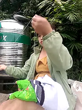 AnHa19 online show from 10-29-25, 02:10