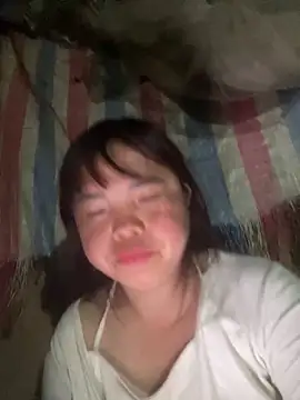 Snapshot of AnHa19 chatting on 05-02-26, 10:26 AnHa19 online show from 05-02-26, 10:26