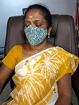 Snapshot of umashreetamil chatting on 03-09-26, 02:15 umashreetamil online show from 03-09-26, 02:15