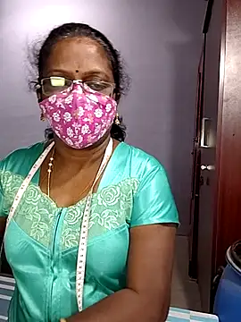 Snapshot of umashreetamil chatting on 01-16-26, 06:06 umashreetamil online show from 01-16-26, 06:06