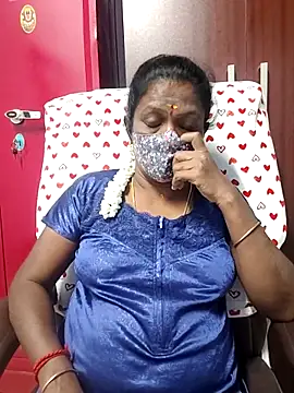 Snapshot of umashreetamil chatting on 03-19-26, 07:25 umashreetamil online show from 03-19-26, 07:25