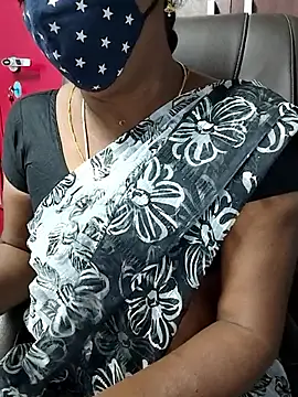 Snapshot of umashreetamil chatting on 03-12-26, 01:26 umashreetamil online show from 03-12-26, 01:26