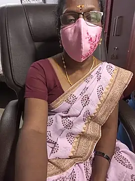 Snapshot of umashreetamil chatting on 06-20-26, 07:19 umashreetamil online show from 06-20-26, 07:19
