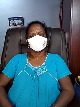 Snapshot of umashreetamil chatting on 03-26-26, 10:02 umashreetamil online show from 03-26-26, 10:02