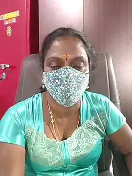 Snapshot of umashreetamil chatting on 02-10-26, 05:23 umashreetamil online show from 02-10-26, 05:23