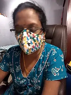 Snapshot of umashreetamil chatting on 05-27-26, 03:08 umashreetamil online show from 05-27-26, 03:08