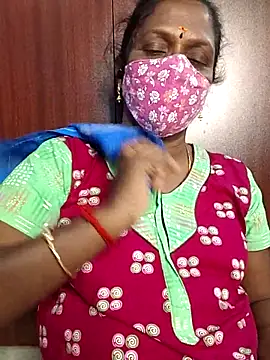 Snapshot of umashreetamil chatting on 03-04-26, 03:42 umashreetamil online show from 03-04-26, 03:42