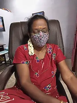 Snapshot of umashreetamil chatting on 05-31-26, 05:08 umashreetamil online show from 05-31-26, 05:08
