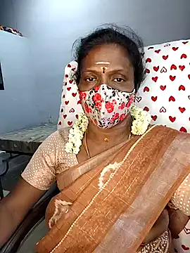 Snapshot of umashreetamil chatting on 04-03-26, 07:37 umashreetamil online show from 04-03-26, 07:37