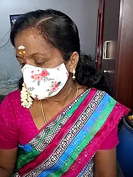 Snapshot of umashreetamil chatting on 03-25-26, 02:33 umashreetamil online show from 03-25-26, 02:33